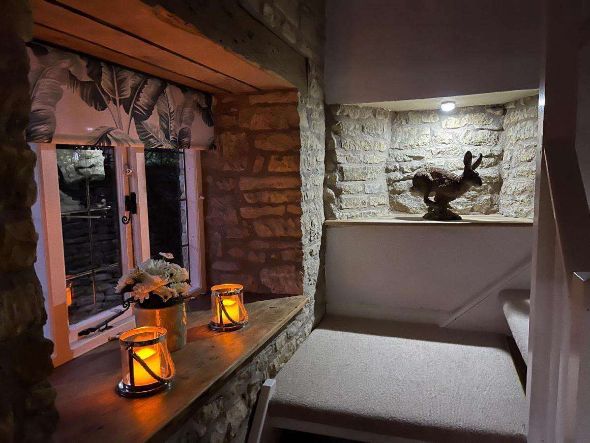 Tuesday Cottage Bourton-on-the-Water Exterior photo